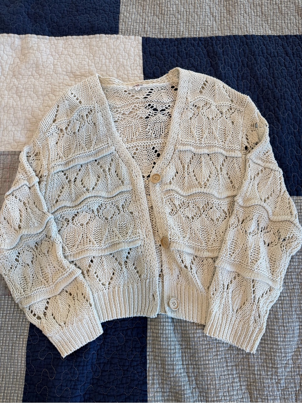 GeeGee Women’s Large Light Cream Open-Knit V-Neck Cardigan Sweater